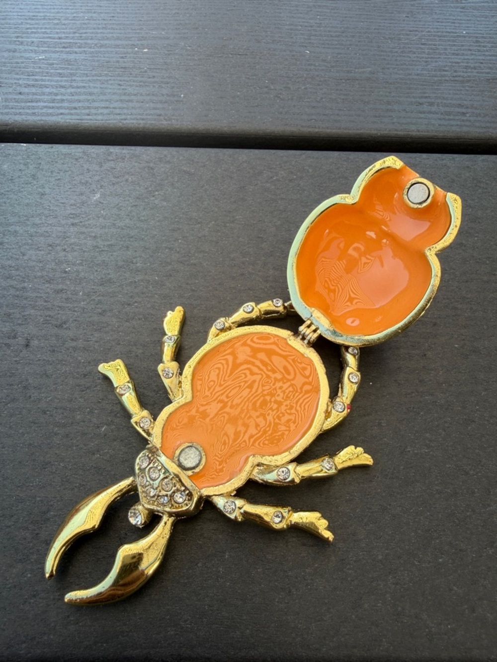 Vintage Scarab Beetle Trinket Box Hinged Lid For Keepsakes or Jewelry - Picture 4 of 5